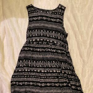 Forever 21 XS Black and White Dress